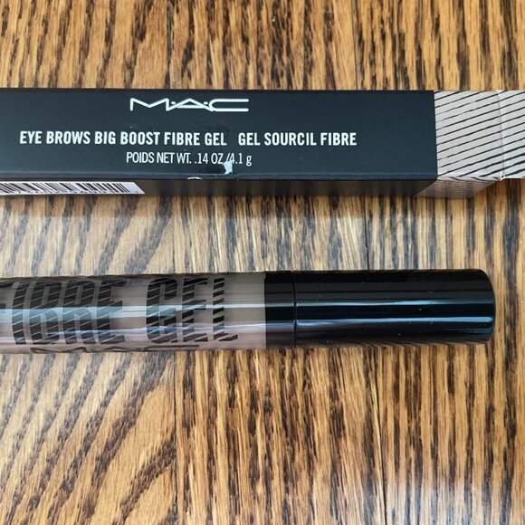 M.A.C. Eyebrows Big Boost Fibre Gel - Fling - Picture 1 of 1